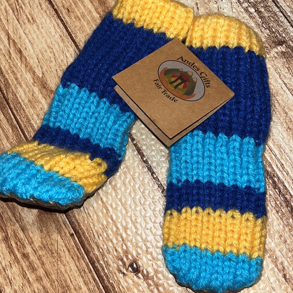 🧶 🌍 🧶 • 🏔 Andes gift x fair trade booties• 🧶🌍🧶